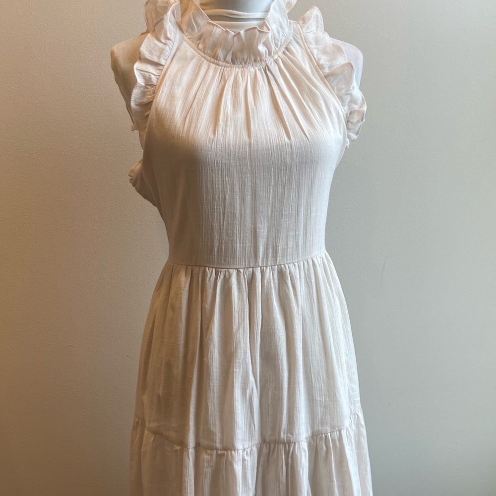 NWT Listicle Tiered dress with ruffle detail on neck. Beige. Size M.